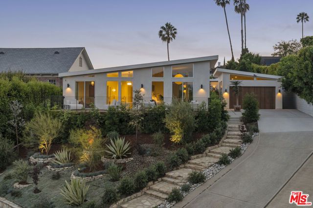 2235 Chislehurst Drive, Los Angeles, CA 90027