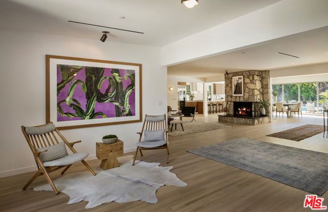 2235 Chislehurst Drive, Los Angeles, CA 90027