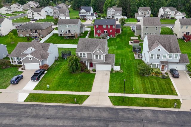 3374 Kettle River Court SW, Grandville, MI 49418