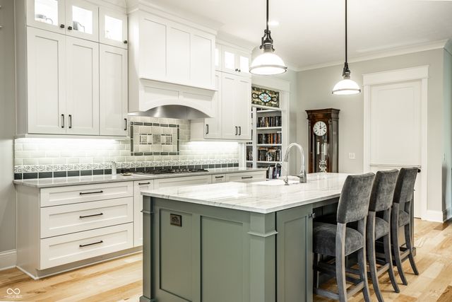 12062 Hobby Horse Drive, Carmel, IN 46032