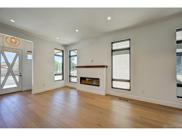 414 E Arkansas St, Buena Vista, CO 81211