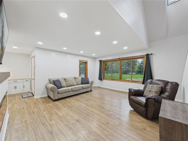 W10446 880th Avenue, River Falls, WI 54022