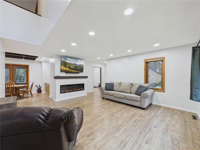 W10446 880th Avenue, River Falls, WI 54022
