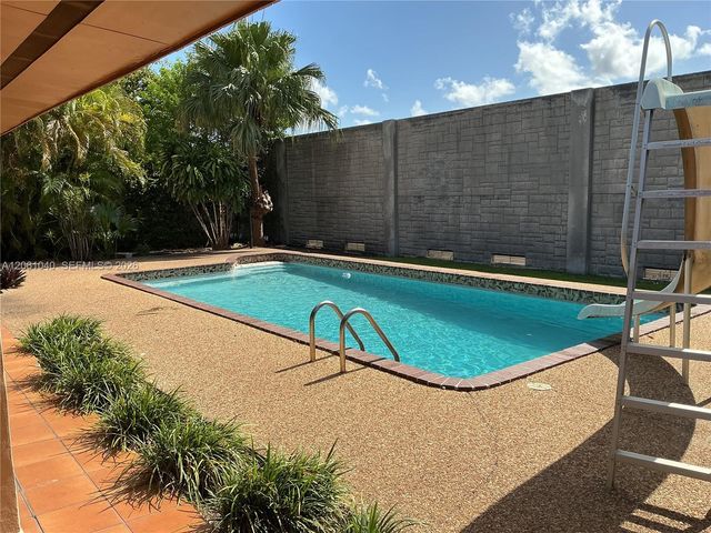 2641 SW 117th Ct, Miami, FL 33175