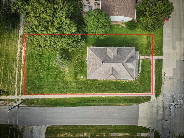 1302 N Mulberry Street, Maryville, MO 64468