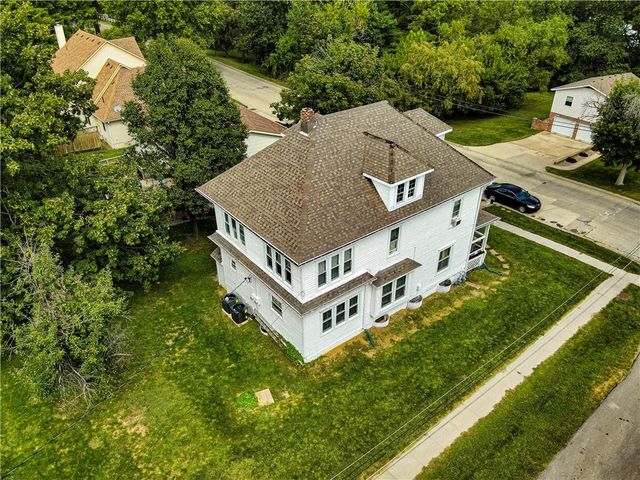 1302 N Mulberry Street, Maryville, MO 64468