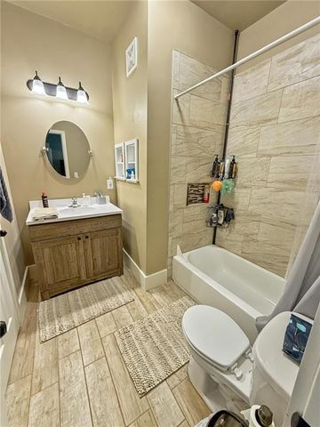 1302 N Mulberry Street, Maryville, MO 64468