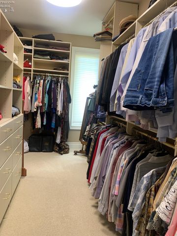 939 Cedar Point Road, Sandusky, OH 44870