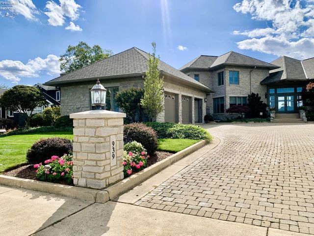 939 Cedar Point Road, Sandusky, OH 44870