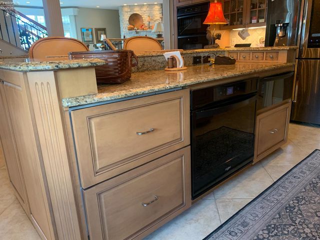 939 Cedar Point Road, Sandusky, OH 44870