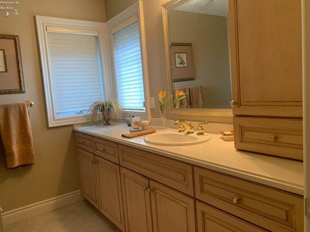 939 Cedar Point Road, Sandusky, OH 44870