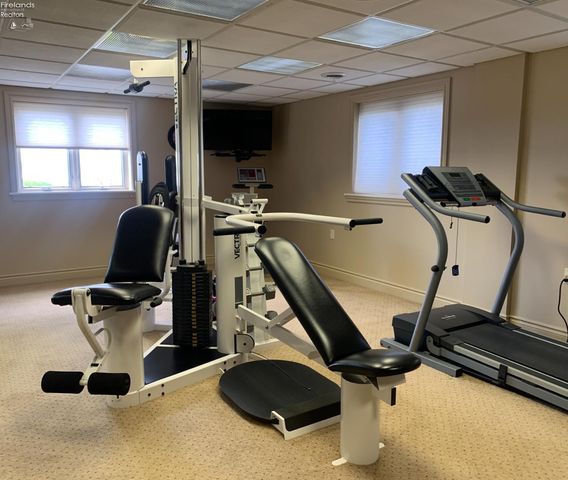 939 Cedar Point Road, Sandusky, OH 44870