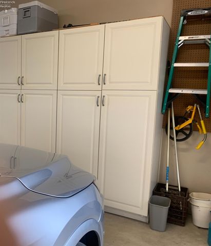 939 Cedar Point Road, Sandusky, OH 44870