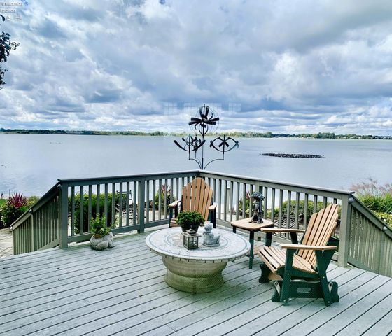 939 Cedar Point Road, Sandusky, OH 44870