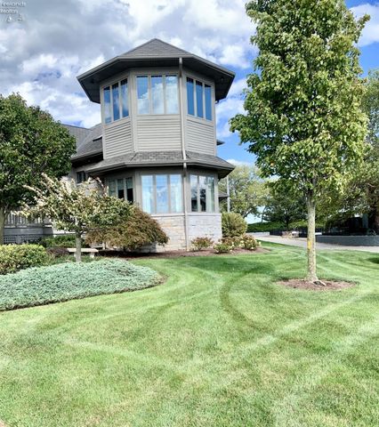 939 Cedar Point Road, Sandusky, OH 44870