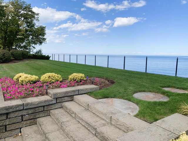 939 Cedar Point Road, Sandusky, OH 44870