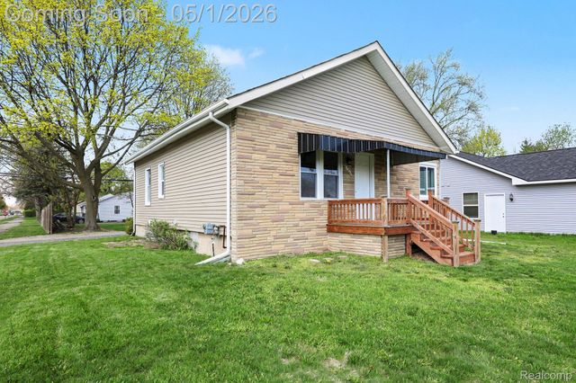 5200 HATCHERY Road, Waterford Charter Township, MI 48329