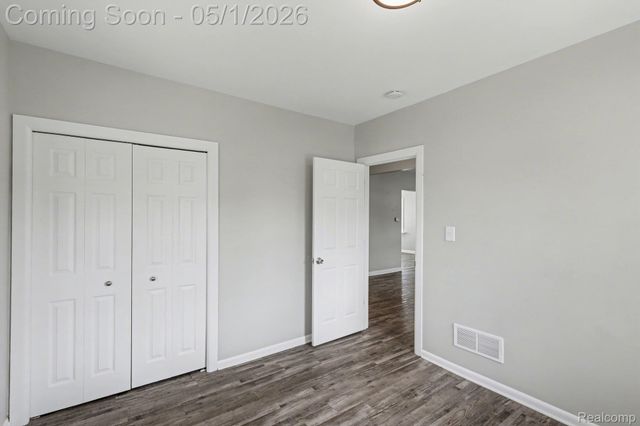 5200 HATCHERY Road, Waterford Charter Township, MI 48329