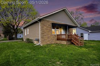 5200 HATCHERY Road, Waterford Charter Township, MI 48329