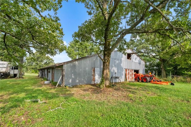 12940 Rocky Hill Road, Prairie Grove, AR 72753