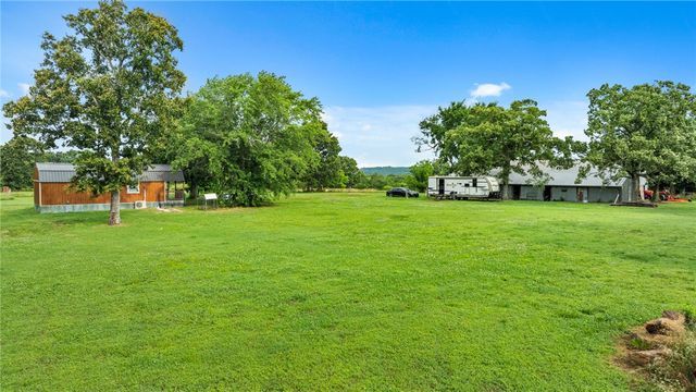12940 Rocky Hill Road, Prairie Grove, AR 72753