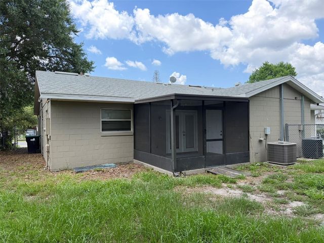 8103 PUFFIN DRIVE, Orlando, FL 32825