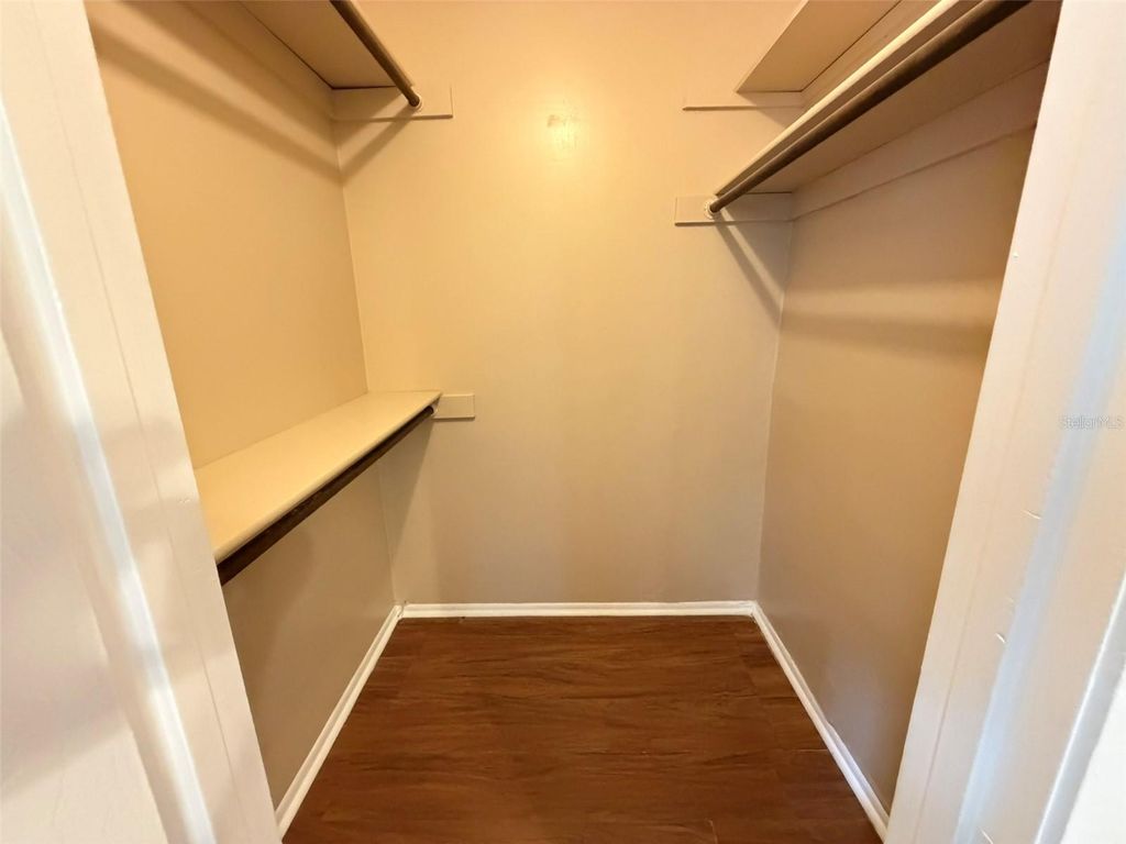 Image 12 of property listing at 8103 PUFFIN DRIVE, Orlando, FL 32825