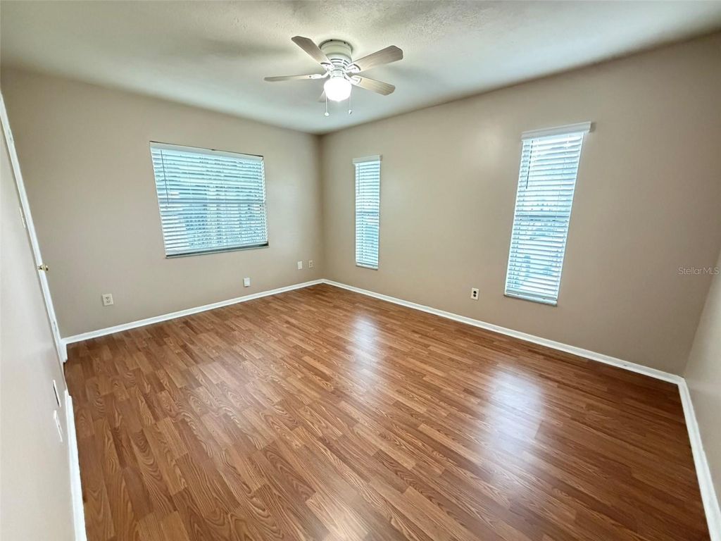Image 13 of property listing at 8103 PUFFIN DRIVE, Orlando, FL 32825