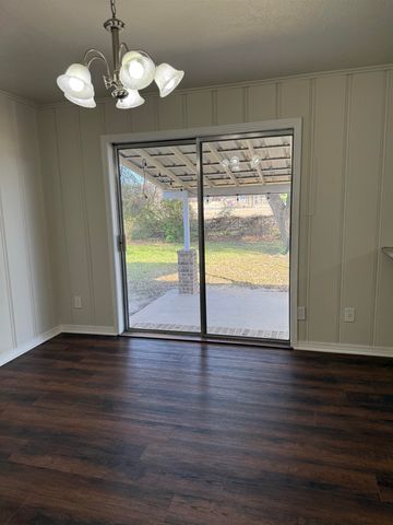 1322 US Highway 271 N, Gilmer, TX 75644