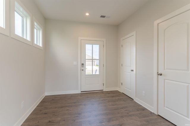 4689 Chelmsford Drive, Newburgh, IN 47630