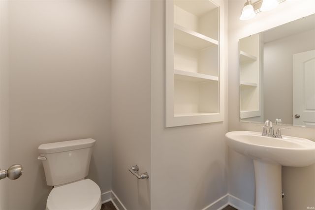 4689 Chelmsford Drive, Newburgh, IN 47630