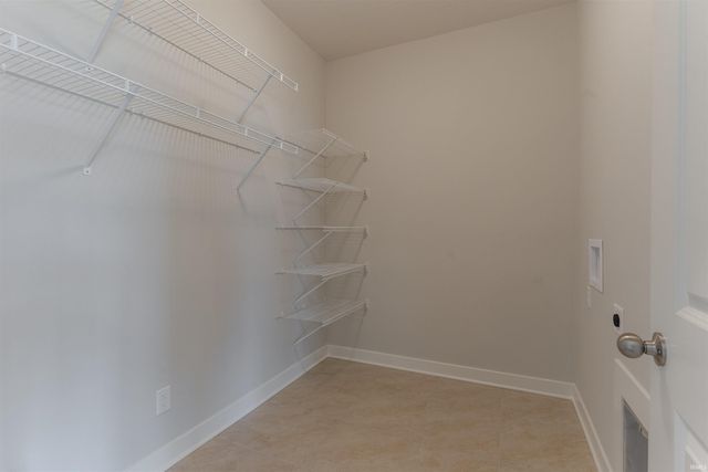 4689 Chelmsford Drive, Newburgh, IN 47630