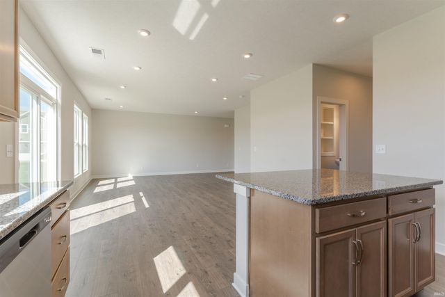 4689 Chelmsford Drive, Newburgh, IN 47630