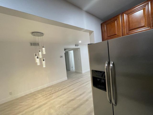 11660 NW 45 Street 1, Coral Springs, FL 33065