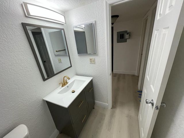 11660 NW 45 Street 1, Coral Springs, FL 33065