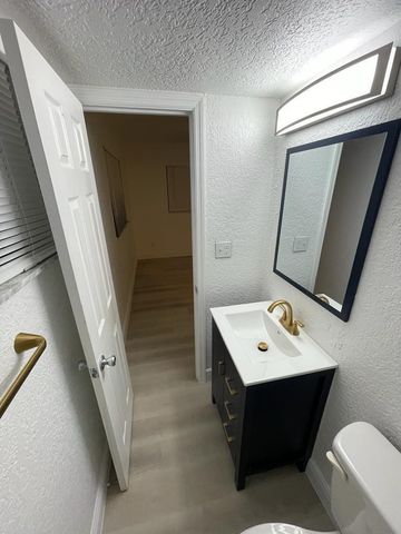 11660 NW 45 Street 1, Coral Springs, FL 33065