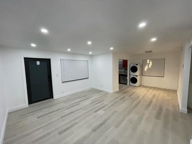 11660 NW 45 Street 1, Coral Springs, FL 33065