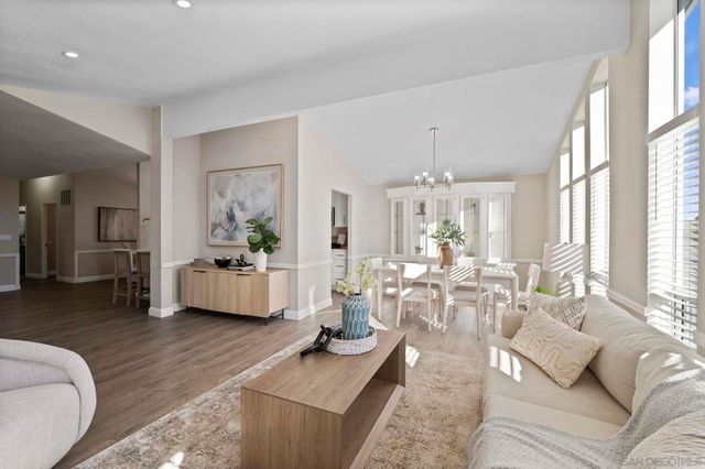 5140 Don Rodolfo Dr, Carlsbad, CA 92010