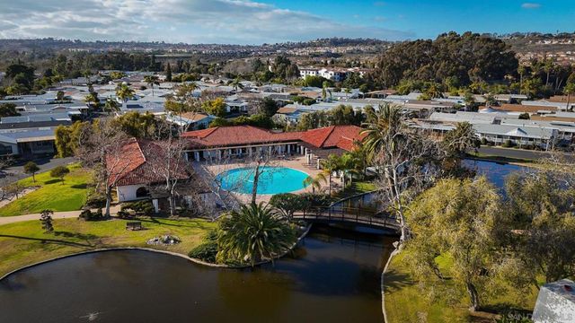 5140 Don Rodolfo Dr, Carlsbad, CA 92010