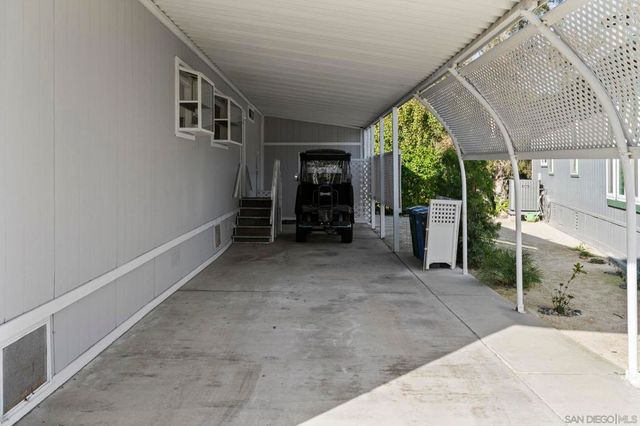 5140 Don Rodolfo Dr, Carlsbad, CA 92010