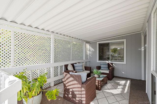 5140 Don Rodolfo Dr, Carlsbad, CA 92010