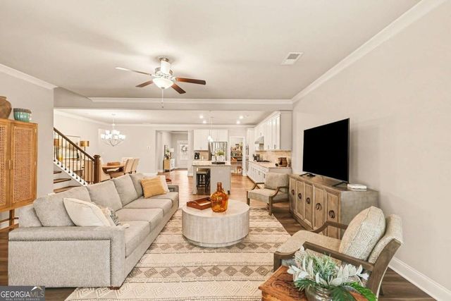 555 Timberbrook Drive, Sharpsburg, GA 30277