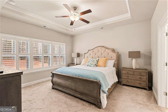 555 Timberbrook Drive, Sharpsburg, GA 30277