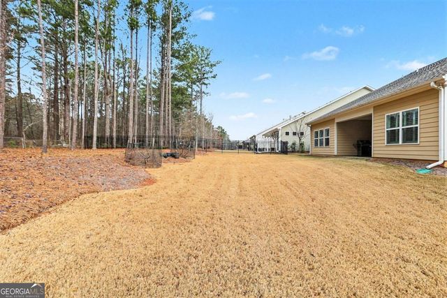 555 Timberbrook Drive, Sharpsburg, GA 30277