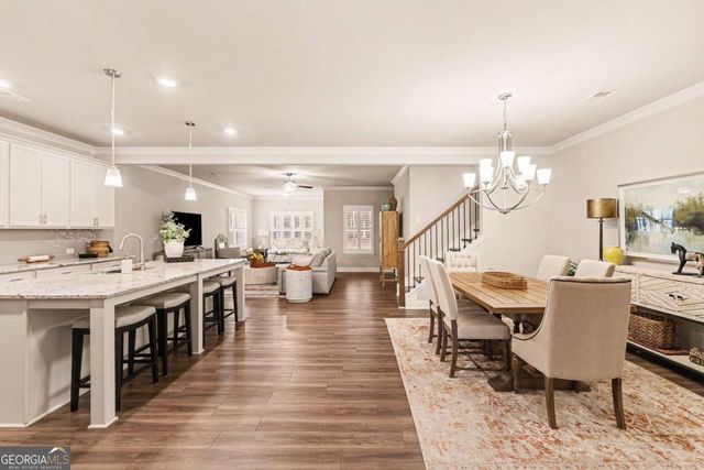 555 Timberbrook Drive, Sharpsburg, GA 30277