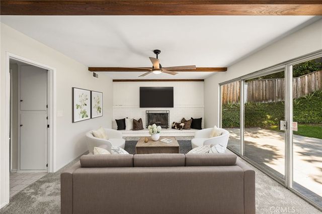 1877 Swan Circle, Costa Mesa, CA 92626