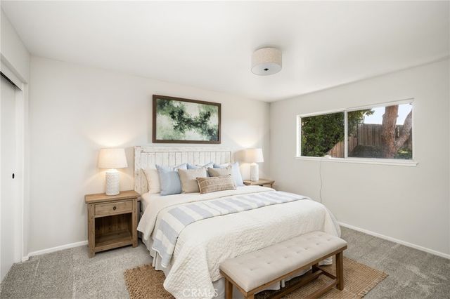 1877 Swan Circle, Costa Mesa, CA 92626