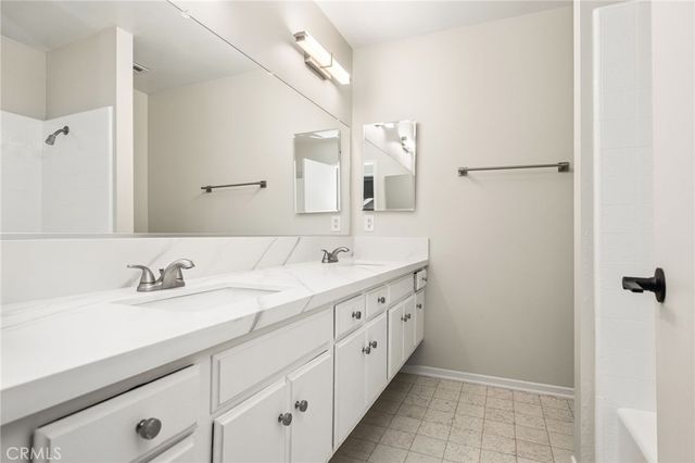 1877 Swan Circle, Costa Mesa, CA 92626