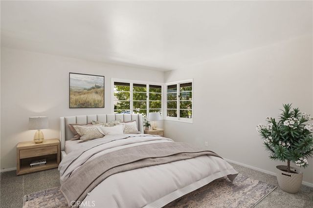 1877 Swan Circle, Costa Mesa, CA 92626