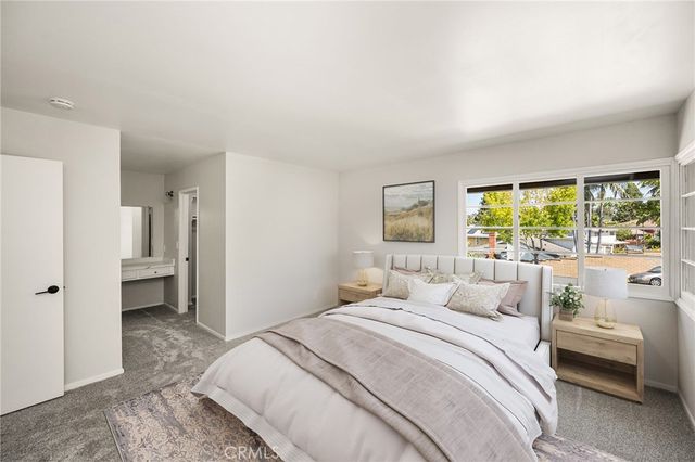 1877 Swan Circle, Costa Mesa, CA 92626